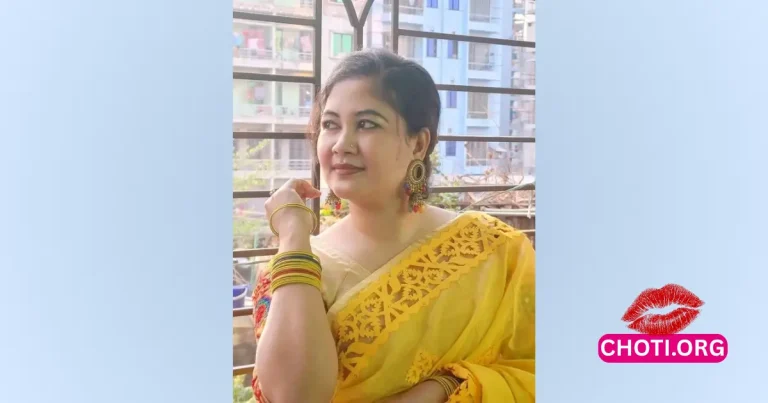 Aunt Jyoti would spend the whole day in our flat